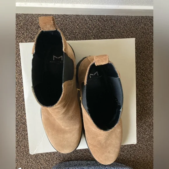 Suede boot marc fisher size 7 - Picture 2 of 5